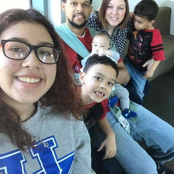 Meet your Posher, Miriam - Picture 1 of 1